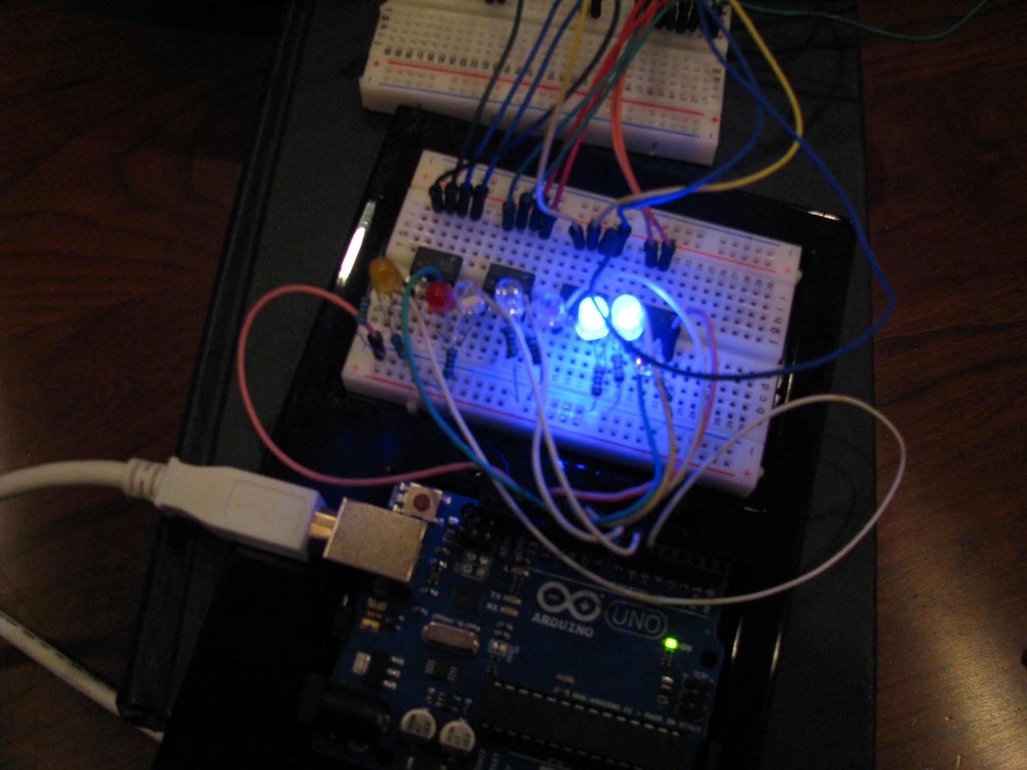 Arduino Playing a song (Led tracking) 2